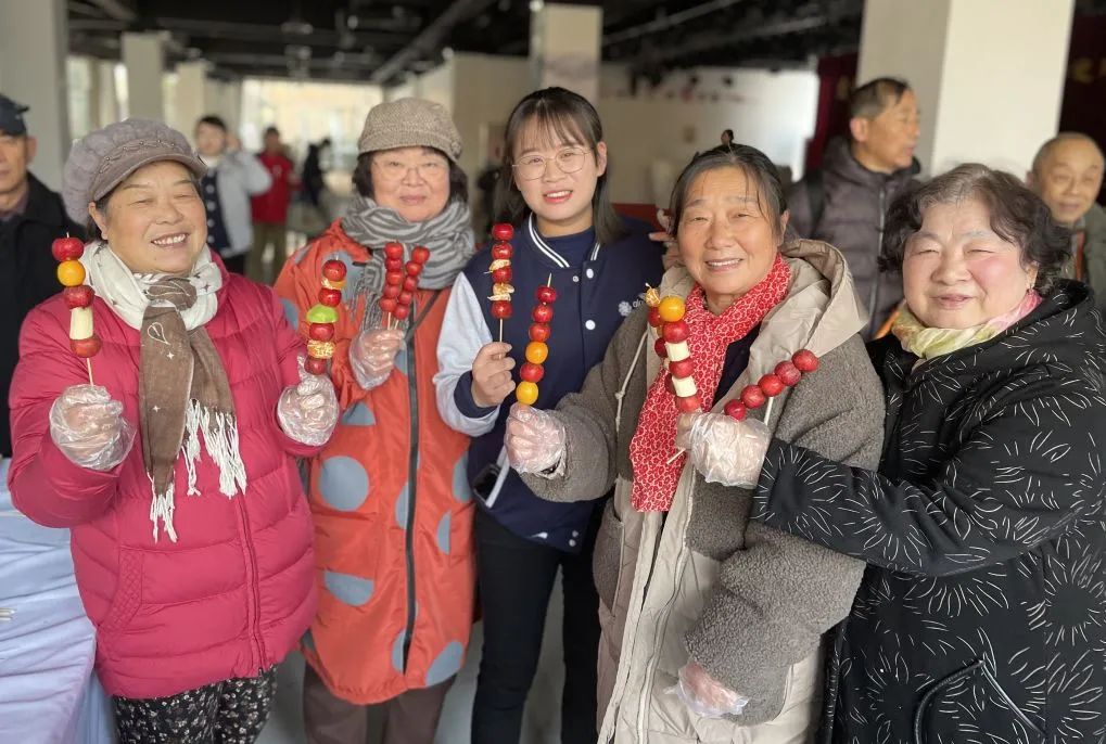 爱莲湾活动回顾 | 制作冰糖葫芦(图15) 爱莲湾活动回顾 | 制作冰糖葫芦(图15)